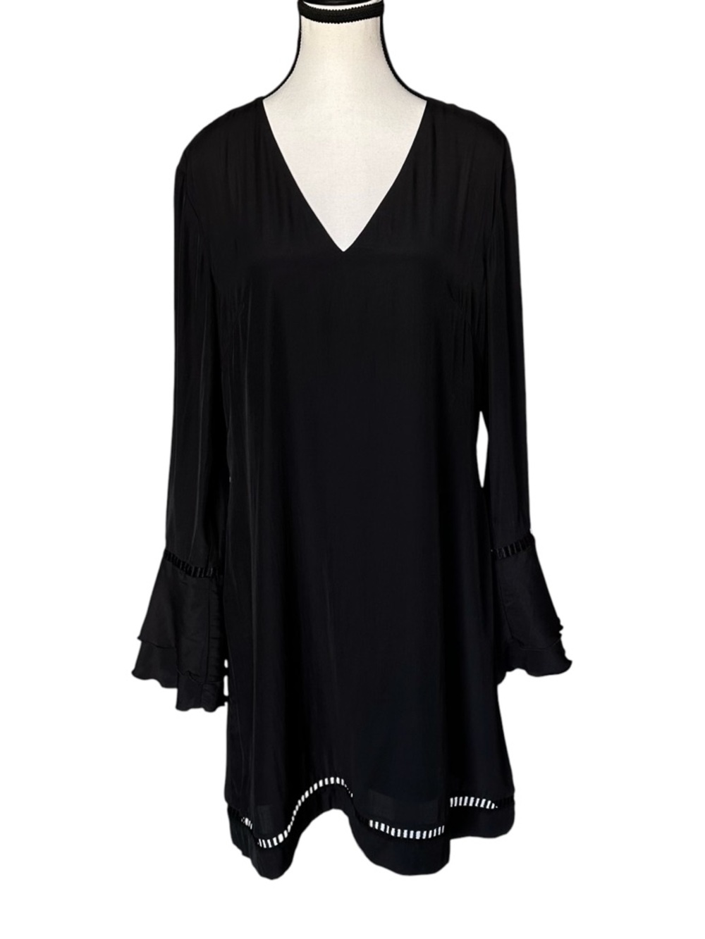 Union of Angels Black Bell Sleeve V-Neck Dress Large Whimsigoth Dark Romantic